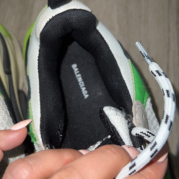 Balanciaga Shows only worn once - Picture 4 of 6